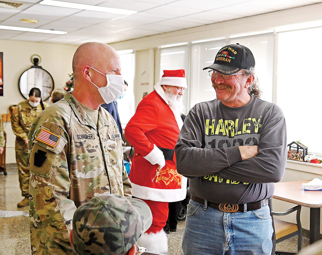 Spreading cheer News, Sports, Jobs Altoona Mirror